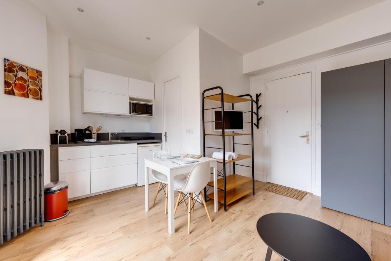 Le Mont Blanc - Charming T1 Ideal For 2 People With Balcony Annecy Buitenkant foto